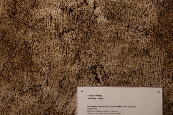 Francis Offman &quot;Weaving Stories&quot; (Secession, 29.5. – 31.8.2025) Foto: eSeL.at - Lorenz Seidler