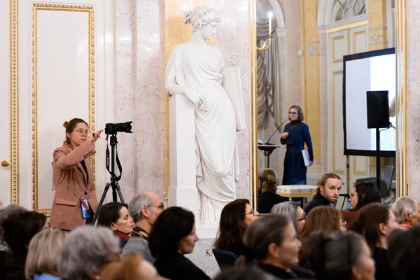 15 Minutes - Faszination Papier: Glajcar, Pressl, Fink (Albertina, 18.02.2026) Foto: eSeL.at - Joanna Pianka