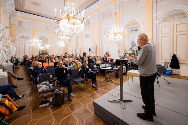 15 Minutes - Faszination Papier: Glajcar, Pressl, Fink (Albertina, 18.02.2026) Foto: eSeL.at - Joanna Pianka