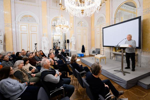 15 Minutes - Faszination Papier: Glajcar, Pressl, Fink (Albertina, 18.02.2026) Foto: eSeL.at - Joanna Pianka