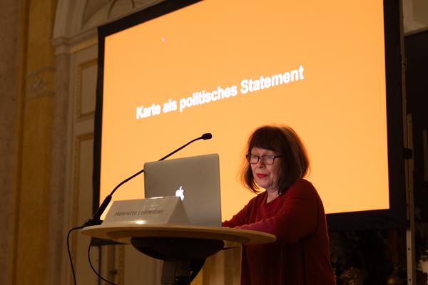 Henriette Leinfellner @ 15 Minutes - Faszination Papier (Albertina Museunsaal, 4.3.2026) Foto: eSeL.at - Lorenz Seidler