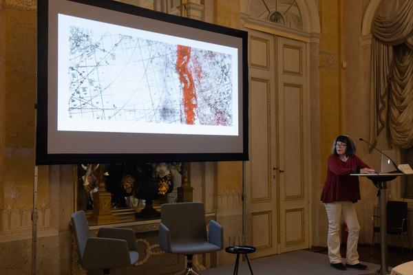 Henriette Leinfellner @ 15 Minutes - Faszination Papier (Albertina Museunsaal, 4.3.2026) Foto: eSeL.at - Lorenz Seidler