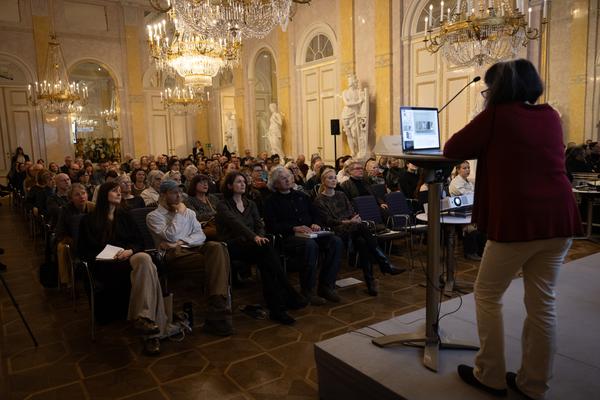 Henriette Leinfellner @ 15 Minutes - Faszination Papier (Albertina Museunsaal, 4.3.2026) Foto: eSeL.at - Lorenz Seidler