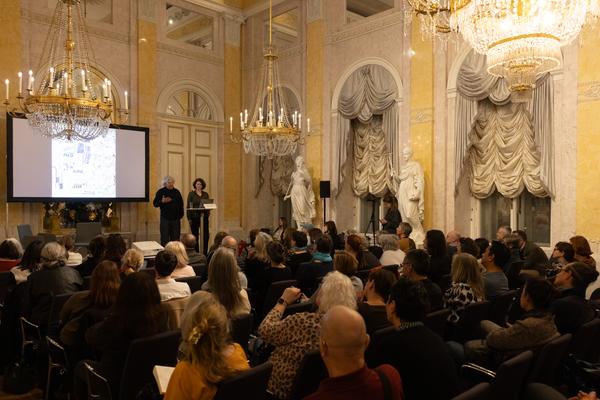 Peter Sandbichler &amp; Liddy Scheffknecht @ 15 Minutes - Faszination Papier (Albertina Museunsaal, 4.3.2026) Foto: eSeL.at - Lorenz Seidler