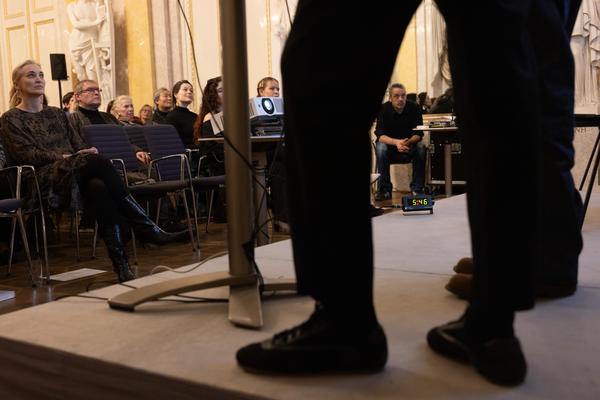 Peter Sandbichler &amp; Liddy Scheffknecht @ 15 Minutes - Faszination Papier (Albertina Museunsaal, 4.3.2026) Foto: eSeL.at - Lorenz Seidler