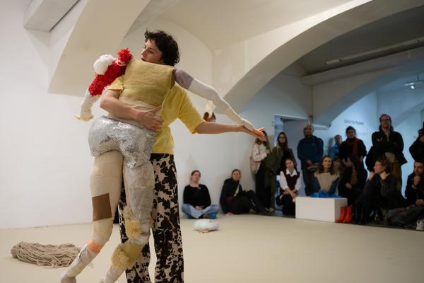 Against the Playbook (das weisse haus, 12.02.2026) Foto: eSeL.at - Sarah Tasha