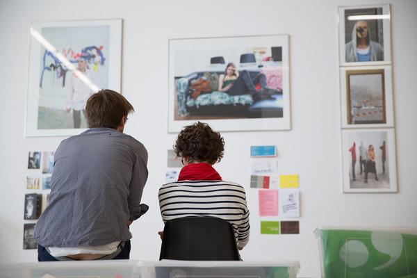 Essl Museum: Die Sammlung eSeL - Aufbau (4.4. - 4.5.2016) http://www.essl.museum/sammlungesel | Foto: http://eSeL.at - Akbar Muratov Foto: esel@esel.at