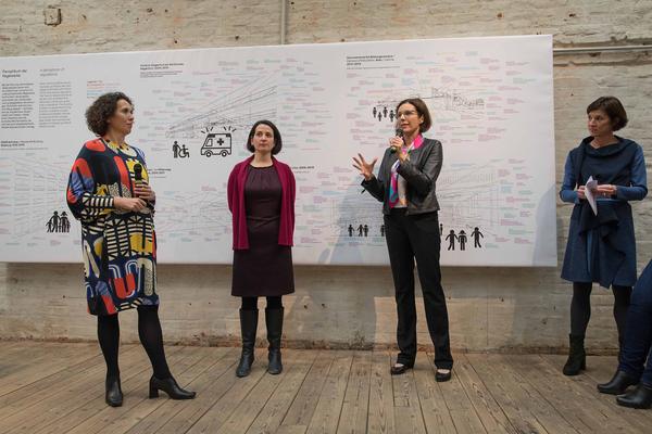 AzW Architekturzentrum Wien: Form folgt Paragraph (23.11.2017 - 4.4.2018, Eröffnung) https://www.azw.at/de/termin/form-folgt-paragraph | Foto: eSeL Foto: eSeL.at - Lorenz Seidler