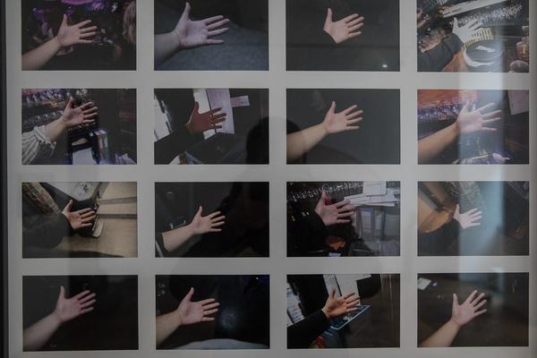 Galerie IG Bildende Kunst: UMETNIK* What does the Artist do? (14.11.2017 - 26.1.2018) https://esel.at/termin/94605 | Foto: eSeL Foto: eSeL.at - Lorenz Seidler