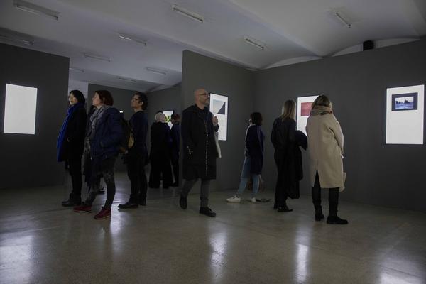Secession: Olga Chernysheva - Chandeliers in the Forest (17.11.2017 – 28.1.2018, Eröffnung) https://www.secession.at/exhibition/olga-chernysheva/ | Foto: eSeL Foto: eSeL.at - Lorenz Seidler