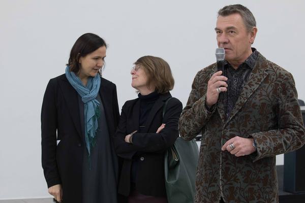 Secession: R. H. Quaytman - An Evening. Chapter 32 (17.11. 2017 – 28.1.2018, Eröffnung) https://www.secession.at/exhibition/rebecca-h-quaytman/ | Foto: eSeL Foto: eSeL.at - Lorenz Seidler