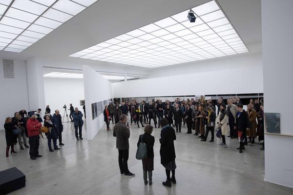 Secession: R. H. Quaytman - An Evening. Chapter 32 (17.11. 2017 – 28.1.2018, Eröffnung) https://www.secession.at/exhibition/rebecca-h-quaytman/ | Foto: eSeL Foto: eSeL.at - Lorenz Seidler