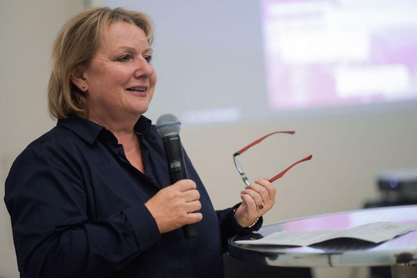 Kunst im öffentlichen Raum Niederösterreich: 100 Jahre Frauenwahlrecht (Präsentation: ) http://www.publicart.at/de/projekte/kuratiert/2018100jahrefrauenwahlrecht | Foto: eSeL.at - Joanna Pianka Foto: eSeL.at - Lorenz Seidler