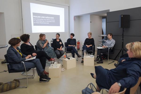 Kunst im öffentlichen Raum Niederösterreich: 100 Jahre Frauenwahlrecht (Präsentation: ) http://www.publicart.at/de/projekte/kuratiert/2018100jahrefrauenwahlrecht | Foto: eSeL.at - Joanna Pianka Foto: eSeL.at - Lorenz Seidler