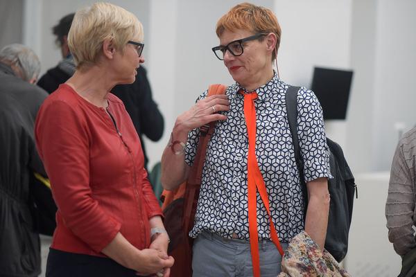 Kunst im öffentlichen Raum Niederösterreich: 100 Jahre Frauenwahlrecht (Präsentation: ) http://www.publicart.at/de/projekte/kuratiert/2018100jahrefrauenwahlrecht | Foto: eSeL.at - Joanna Pianka Foto: eSeL.at - Lorenz Seidler
