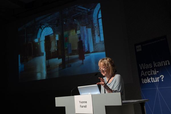 Architekturzentrum Wien: Vortrag Yvonne Farrell (Grafton Architects) — „One thing leads to an­other“ (20.6.2018) https://esel.cc/YvonneFarrell_AzW | Foto: eSeL Foto: eSeL.at - Lorenz Seidler