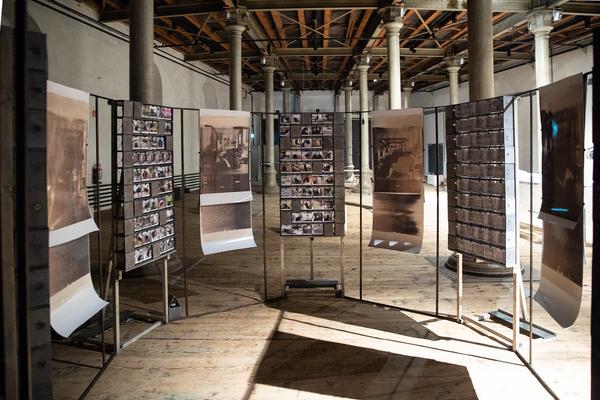 Akademie der Bildenden Künste Wien: Abschlussarbeiten 2017/18 (Semperdepot - Lehargasse, 22.6. - 29.6.2018, Preview) https://esel.cc/akbild_Abschluss17-18 | Foto: eSeL Foto: eSeL.at - Lorenz Seidler