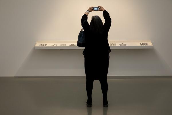 MAK: Adriana Czernin - Fragment (18.04. – 30.09.2018, Pressekonferenz) https://esel.cc/MAK_AdrianaCzernin | Foto: eSeL Foto: eSeL.at - Lorenz Seidler