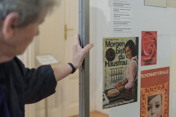 Volkskundemuseum: Kuratorinführung - „Am Anfang war ich sehr verliebt ...“ 40 Jahre Wiener Frauenhäuser (7.6.2018) https://www.volkskundemuseum.at/frauenhaeuser | Foto: eSeL.at - Joanna Pianka Foto: eSeL.at - Joanna Pianka