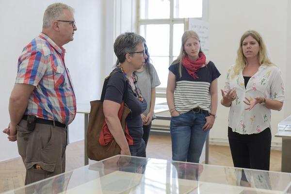Volkskundemuseum: Kuratorinführung - „Am Anfang war ich sehr verliebt ...“ 40 Jahre Wiener Frauenhäuser (7.6.2018) https://www.volkskundemuseum.at/frauenhaeuser | Foto: eSeL.at - Joanna Pianka Foto: eSeL.at - Joanna Pianka