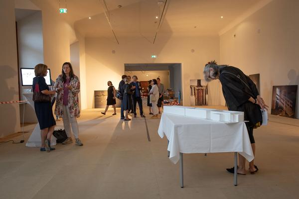 Belvedere 21: Anna Witt - Human Flag (28.2. - 27.5.2018) https://esel.at/termin/94337 | Foto: eSeL Foto: eSeL.at - Lorenz Seidler