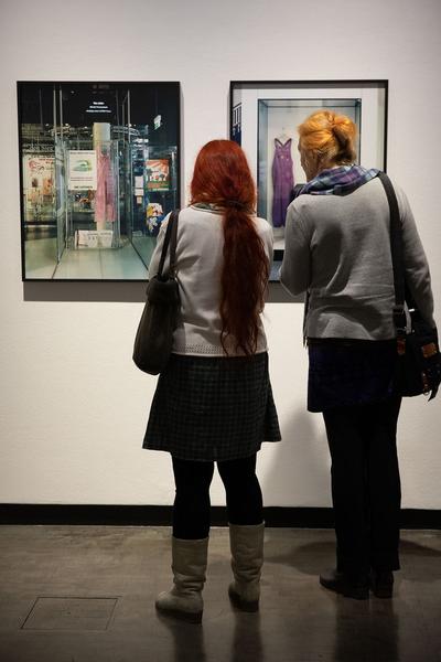 Kunsthalle Wien: Annette Kelm - Tomato Target (Eröffnung, 14.12. - 24.3.2018) http://www.kunsthallewien.at/#/de/ausstellungen/annette-kelm-tomato-target | Foto: eSeL Foto: eSeL.at - Lorenz Seidler