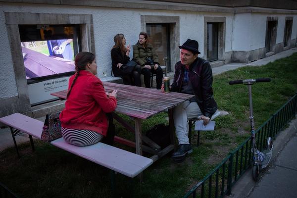 Hi, Gordon: "Before the Beginning, and after the End" (16.2.-18.2.2018) https://esel.at/termin/94476 | Foto: eSeL Foto: eSeL.at - Lorenz Seidler