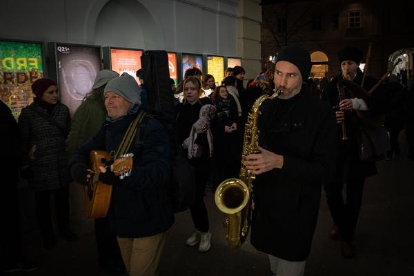 MuseumsQuartier: Eröffnung Brücken- & Sternenpassage (28.11.2018) https://esel.cc/MQpassagen | Foto: eSeL Foto: eSeL.at - Lorenz Seidler