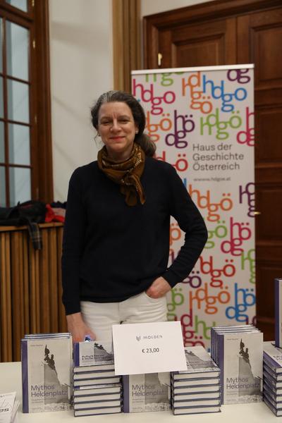 Haus der Geschichte Österreich: Mythos Heldenplatz - Buchpräsentation & Diskussion (23.3.2018, Weltmuseum Vortragssaal) https://www.hdgoe.at/event/buchpraesentation-mythos-heldenplatz | Foto: eSeL
