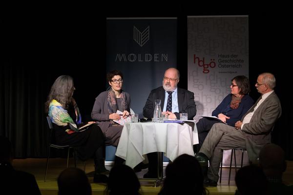 Haus der Geschichte Österreich: Mythos Heldenplatz - Buchpräsentation & Diskussion (23.3.2018, Weltmuseum Vortragssaal) https://www.hdgoe.at/event/buchpraesentation-mythos-heldenplatz | Foto: eSeL Foto: eSeL.at - Lorenz Seidler