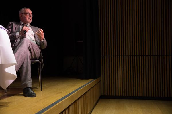 Haus der Geschichte Österreich: Mythos Heldenplatz - Buchpräsentation & Diskussion (23.3.2018, Weltmuseum Vortragssaal) https://www.hdgoe.at/event/buchpraesentation-mythos-heldenplatz | Foto: eSeL Foto: eSeL.at - Lorenz Seidler