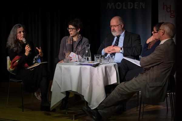 Haus der Geschichte Österreich: Mythos Heldenplatz - Buchpräsentation & Diskussion (23.3.2018, Weltmuseum Vortragssaal) https://www.hdgoe.at/event/buchpraesentation-mythos-heldenplatz | Foto: eSeL Foto: eSeL.at - Lorenz Seidler