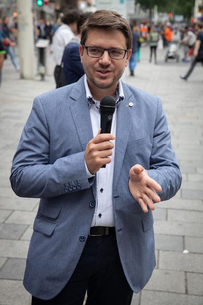 Was haben diese PLÄTZE schon gesehen?  Demonstrationen in Wien von 2018 - 2018 (14.6.2018) http://www.plaetze.at | Fotos: eSeL & MVD Foto: eSeL.at