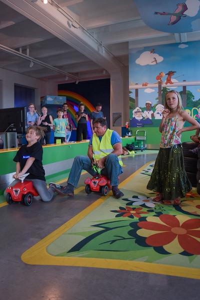 Technisches Museum Wien: eSeL - SuperSensorKart @ Love Me Sensor. Un/Tragbare Technologien (30.5.2018) https://www.technischesmuseum.at/event/love-me-sensor-abendveranstaltungen | Foto: eSeL - Joanna Pianka Foto: eSeL.at - Joanna Pianka