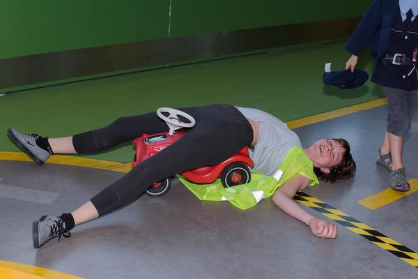 Technisches Museum Wien: eSeL - SuperSensorKart @ Love Me Sensor. Un/Tragbare Technologien (30.5.2018) https://www.technischesmuseum.at/event/love-me-sensor-abendveranstaltungen | Foto: eSeL - Joanna Pianka Foto: eSeL.at - Joanna Pianka