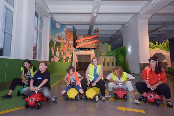 Technisches Museum Wien: eSeL - SuperSensorKart @ Love Me Sensor. Un/Tragbare Technologien (30.5.2018) https://www.technischesmuseum.at/event/love-me-sensor-abendveranstaltungen | Foto: eSeL - Joanna Pianka Foto: eSeL.at - Joanna Pianka