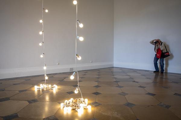 Theseustempel: Felix Gonzalez-Torres (KHM @ Volksgarten, seit 24.4.2018, Pressekonferenz) https://esel.at/termin/96165 | Foto: eSeL Foto: eSeL.at - Lorenz Seidler