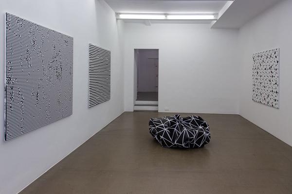 Galerie Krobath: Esther Stocker (24.10. - 20.11. 2018) https://esel.at/termin/98708 | Foto: eSeL Foto: esel@esel.at