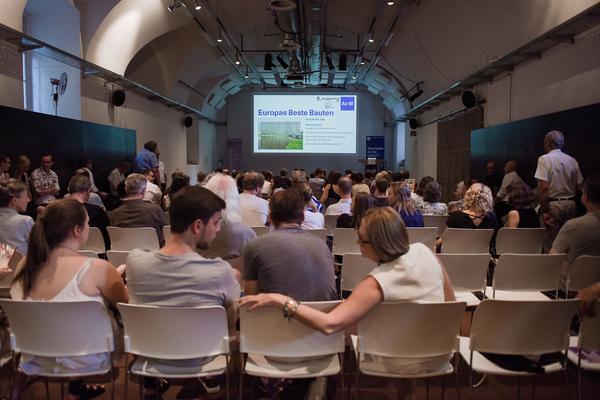 Architekturzentrum Wien: Europas beste Bauten. Mies van der Rohe Award 2017 (23.08. –  22.10.2018, Eröffnung) https://www.azw.at/de/termin/europas-beste-bauten | Foto: eSeL Foto: Joanna Pianka