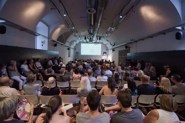 Architekturzentrum Wien: Europas beste Bauten. Mies van der Rohe Award 2017 (23.08. –  22.10.2018, Eröffnung) https://www.azw.at/de/termin/europas-beste-bauten | Foto: eSeL Foto: Joanna Pianka