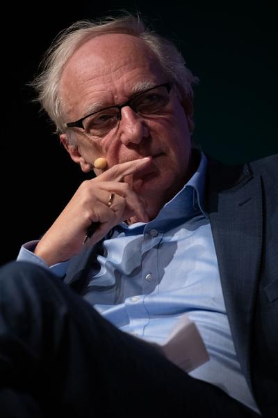 Eurozine2018: Gemeinsme Wagnisse - Europa Zuerst! Daniel Cohn-Bendit & Claus Leggewie (2.11.2018) https://esel.cc/B21_eurozine2018 | Foto: eSeL Foto: eSeL.at - Lorenz Seidler