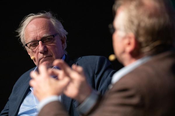 Eurozine2018: Gemeinsme Wagnisse - Europa Zuerst! Daniel Cohn-Bendit & Claus Leggewie (2.11.2018) https://esel.cc/B21_eurozine2018 | Foto: eSeL Foto: eSeL.at - Lorenz Seidler