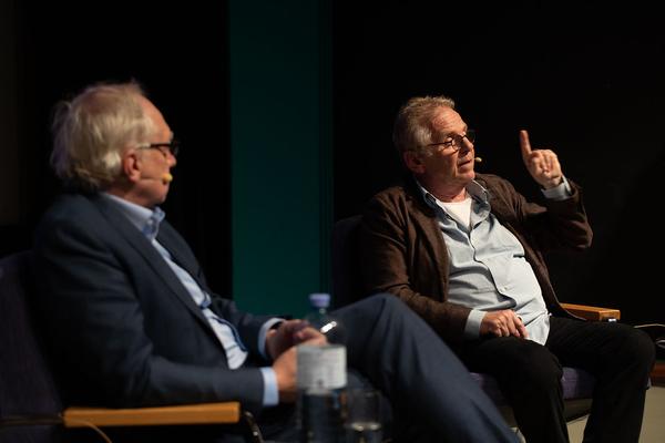 Eurozine2018: Gemeinsme Wagnisse - Europa Zuerst! Daniel Cohn-Bendit & Claus Leggewie (2.11.2018) https://esel.cc/B21_eurozine2018 | Foto: eSeL Foto: eSeL.at - Lorenz Seidler
