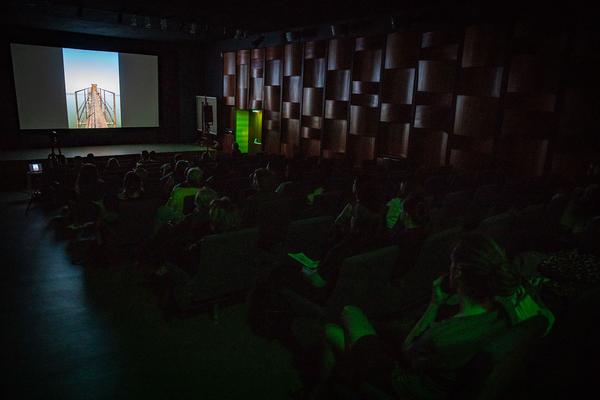Belvedere 21: Gemeinsame Wagnisse - Reinventing Utopian Thinking: Was Utopie ist. Elektro-philosophische Odyssee (21.9.2018) https://esel.me/termin/98246 | Foto: eSeL Foto: eSeL.at - Lorenz Seidler