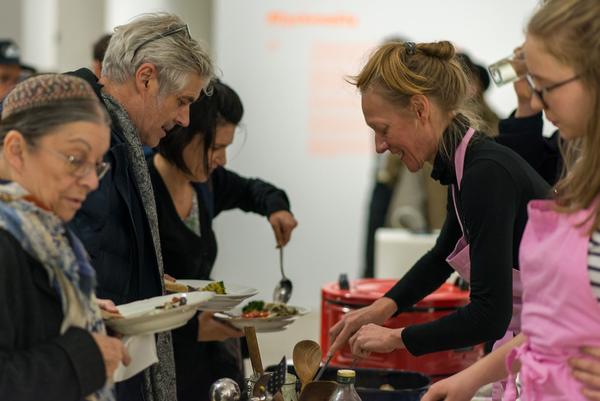 Gespräche zur Kunst im öffentlichen Raum: Nil Yalter (Kunst im öffentlichen Raum Niederösterreich im Kunstraum Niederösterreich, 15.11.2018) http://www.kunstraum.net/de/ausstellungen/gespraech-mit-nil-yalter | Foto: eSeL