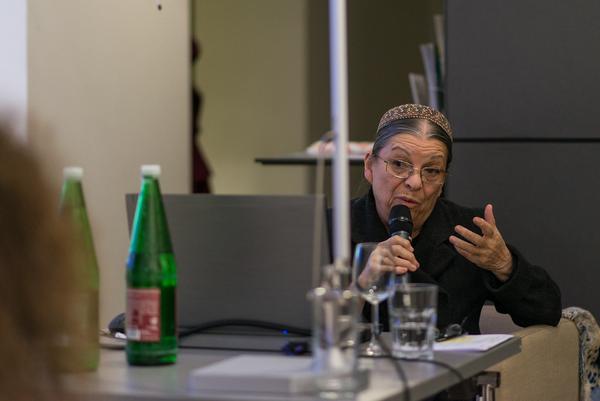 Gespräche zur Kunst im öffentlichen Raum: Nil Yalter (Kunst im öffentlichen Raum Niederösterreich im Kunstraum Niederösterreich, 15.11.2018) http://www.kunstraum.net/de/ausstellungen/gespraech-mit-nil-yalter | Foto: eSeL