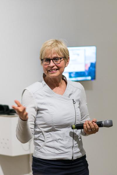 Gespräche zur Kunst im öffentlichen Raum: Nil Yalter (Kunst im öffentlichen Raum Niederösterreich im Kunstraum Niederösterreich, 15.11.2018) http://www.kunstraum.net/de/ausstellungen/gespraech-mit-nil-yalter | Foto: eSeL