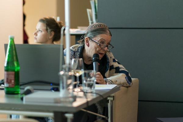 Gespräche zur Kunst im öffentlichen Raum: Nil Yalter (Kunst im öffentlichen Raum Niederösterreich im Kunstraum Niederösterreich, 15.11.2018) http://www.kunstraum.net/de/ausstellungen/gespraech-mit-nil-yalter | Foto: eSeL