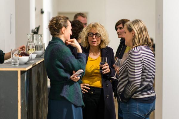Gespräche zur Kunst im öffentlichen Raum: Nil Yalter (Kunst im öffentlichen Raum Niederösterreich im Kunstraum Niederösterreich, 15.11.2018) http://www.kunstraum.net/de/ausstellungen/gespraech-mit-nil-yalter | Foto: eSeL