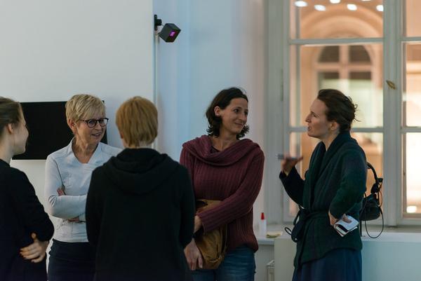 Gespräche zur Kunst im öffentlichen Raum: Nil Yalter (Kunst im öffentlichen Raum Niederösterreich im Kunstraum Niederösterreich, 15.11.2018) http://www.kunstraum.net/de/ausstellungen/gespraech-mit-nil-yalter | Foto: eSeL